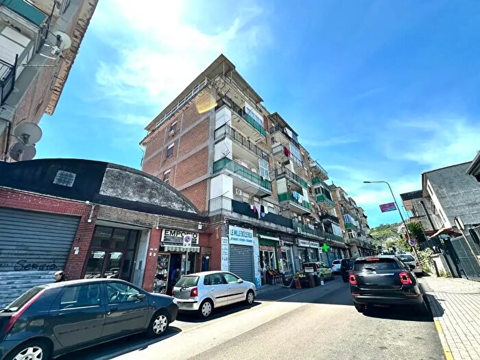 Appartamento bilocale in vendita in Via Pisciarelli, Pozzuoli