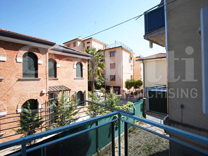 Appartamento quadrilocale in affitto in Via Caboto, Mestre, Venezia