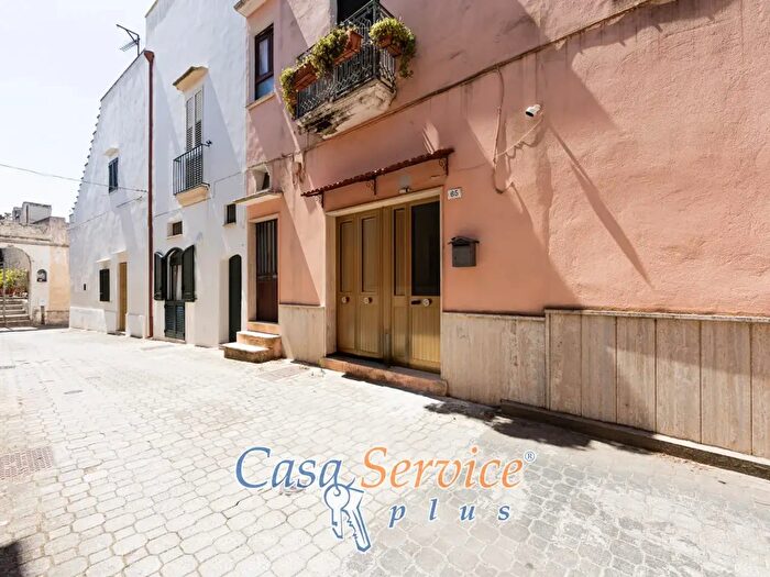 Casa quadrilocale in vendita in Via Fratelli Bandiera, Tuglie