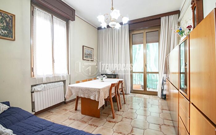 Appartamento trilocale in vendita in Via Costa, Sesto San Giovanni