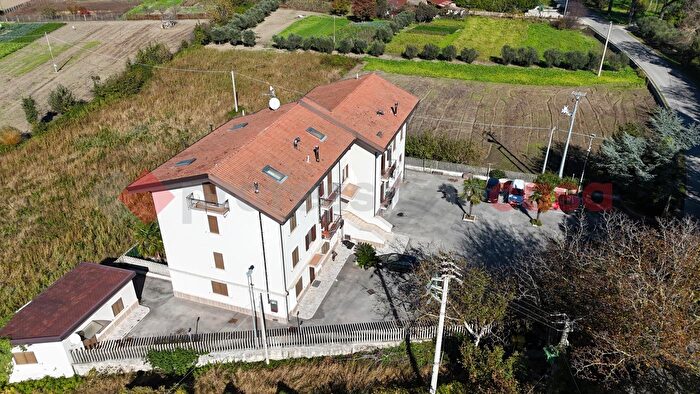 Appartamento trilocale in vendita in Via Cervinara, Montesarchio