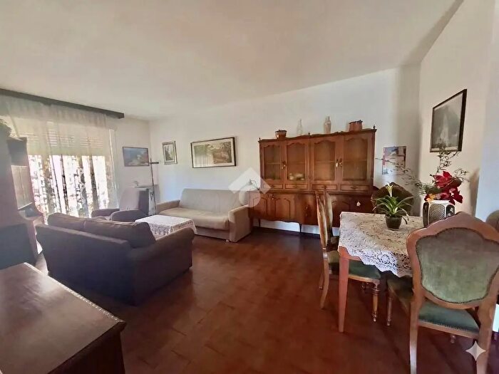 Appartamento trilocale in vendita in Via Palermo, Novara