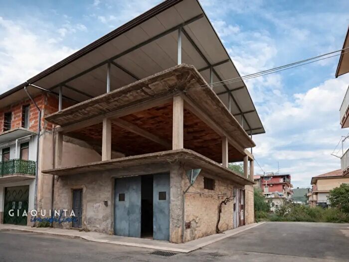 Casa in vendita in Via Strada Quattordici Snc, Palagonia