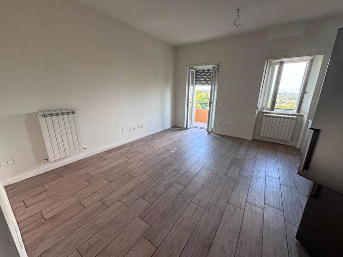 Appartamento quadrilocale in affitto in Via Assisana, Montebello, Perugia