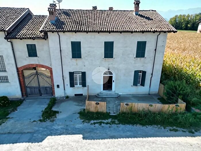 Appartamento trilocale in vendita in Via Mondovi', Morozzo