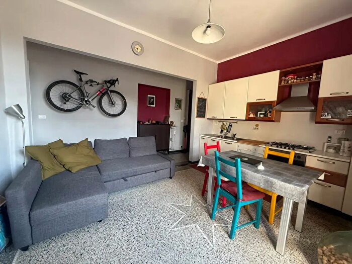 Appartamento trilocale in affitto in Via Beinette, Torino