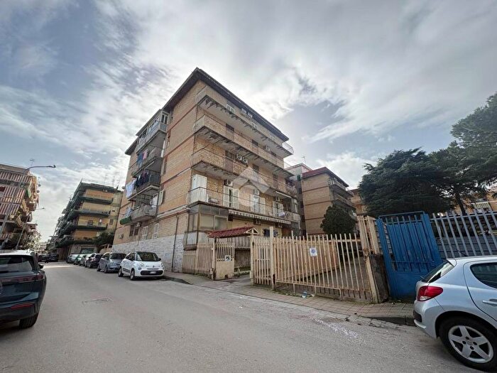 Appartamento quadrilocale in affitto in Via Salvo DAcquisto, Arzano