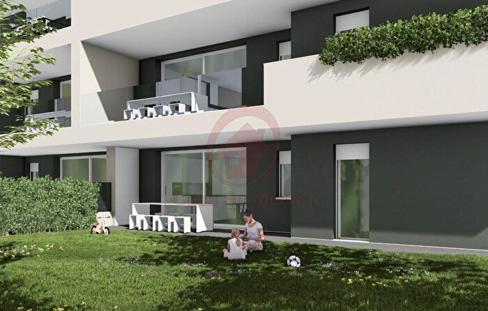 Appartamento quadrilocale in vendita in Via Corsica, Padova