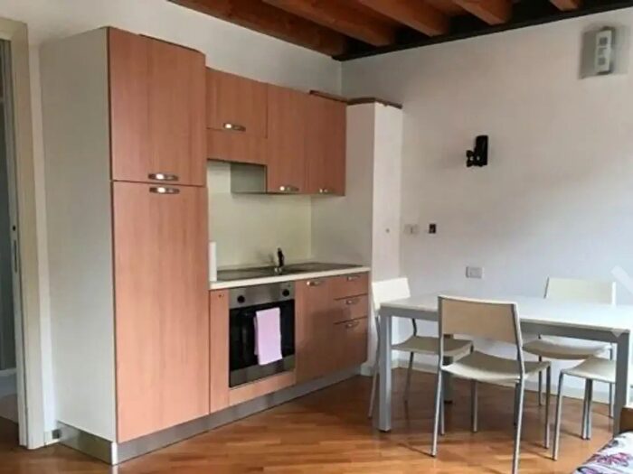 Appartamento monolocale in affitto in Brescia