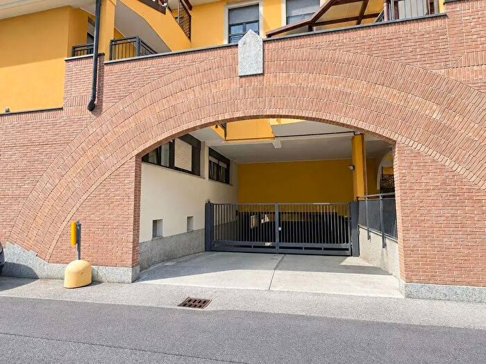 Appartamento bilocale in vendita in Carugate