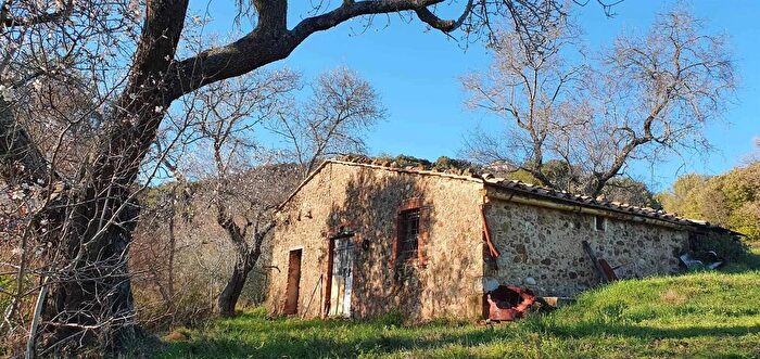 Casa in vendita in Pomarance