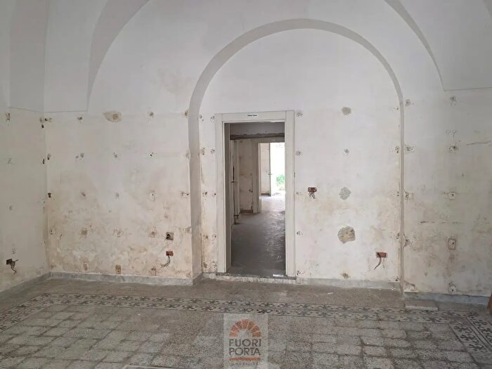 Casa trilocale in vendita in Via Giuseppe Garibaldi, Cavallino