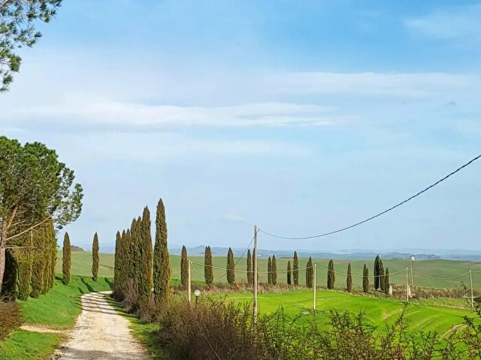 Casa quadrilocale in vendita in Monteroni DArbia