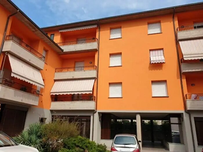 Appartamento trilocale in vendita in Via Sigismondi, Villa D'Alme'