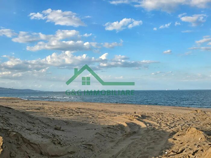 Casa con 5 locali in vendita in Via Zinnia, Catania