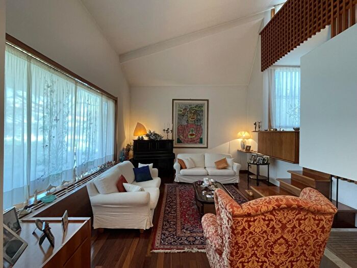 Casa con 12 locali in vendita in San Miniato