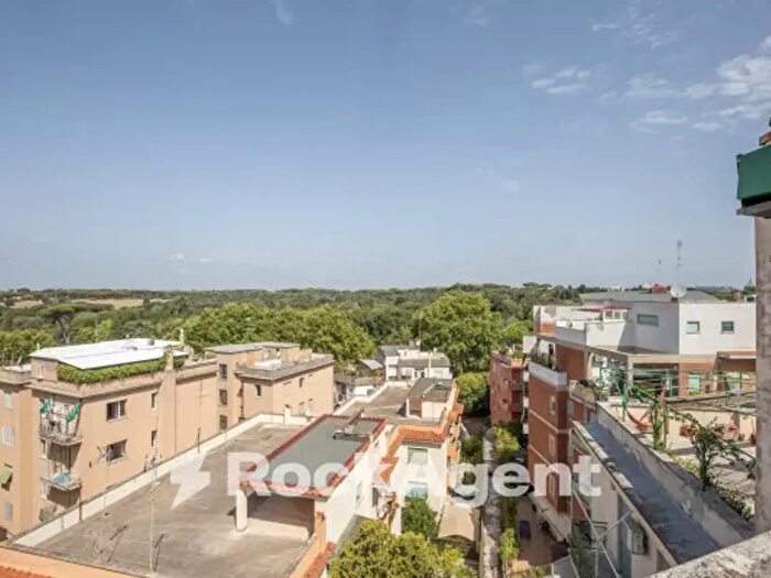 Appartamento bilocale in vendita in Via Trebio Littore, Roma