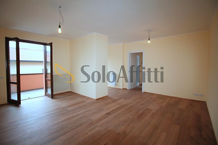 Appartamento trilocale in affitto in Via Marchesi Don Guido, Santa Maria Hoe