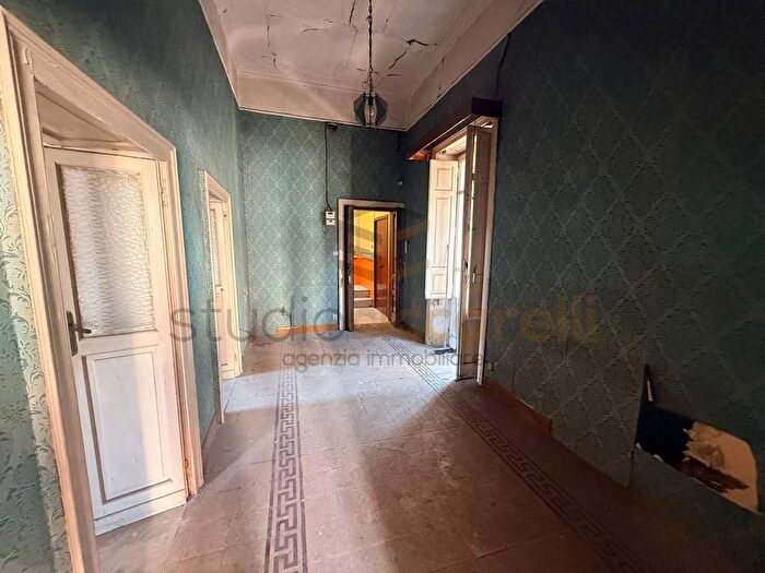 Appartamento trilocale in affitto in Via Santa Maria ai Monti, Ponti Rossi, Napoli