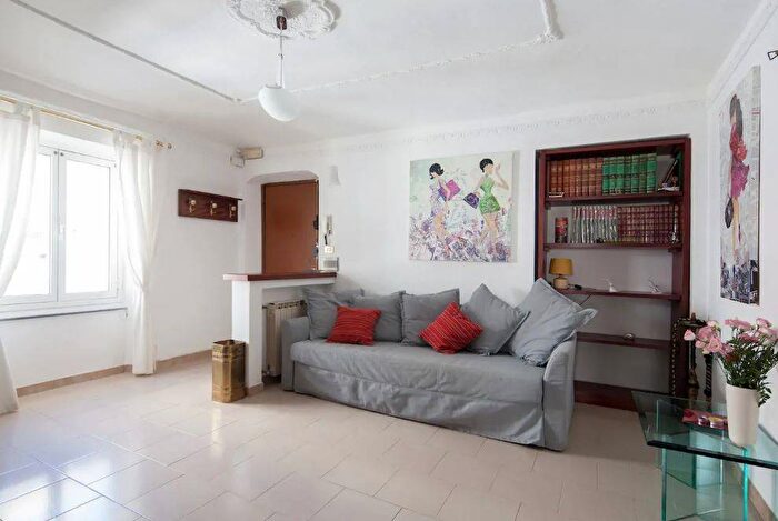 Appartamento quadrilocale in affitto in Via del Prione, Centro Storico, La Spezia