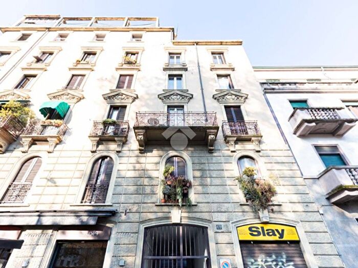 Appartamento monolocale in affitto in Via Palestrina, Centrale, Milano