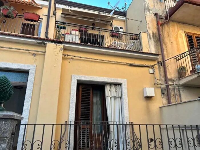 Appartamento trilocale in vendita in Corso Umberto I, Taormina