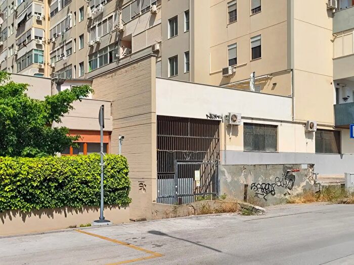 Appartamento in vendita in Via Salvatore Bono, Palermo