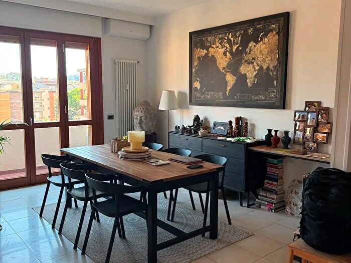Appartamento quadrilocale in affitto in Via Gran Bretagna, Firenze