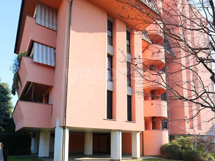 Appartamento trilocale in affitto in via Lombardia, Santa Margherita Aliprandi, Lissone