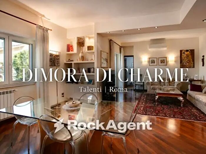 Appartamento con 5 locali in vendita in Via Francesco d'Ovidio, Roma
