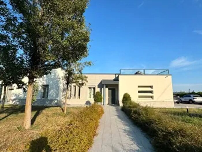 Casa con 6 locali in vendita in Anzola Dell'Emilia