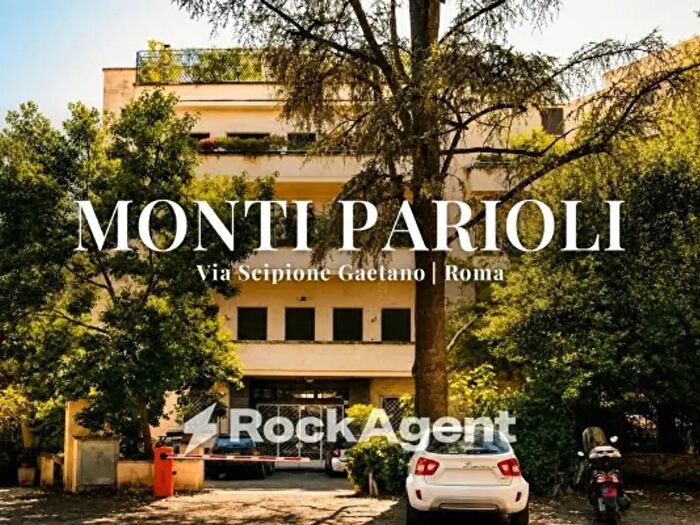 Appartamento quadrilocale in vendita in Via Scipione Gaetano, Roma