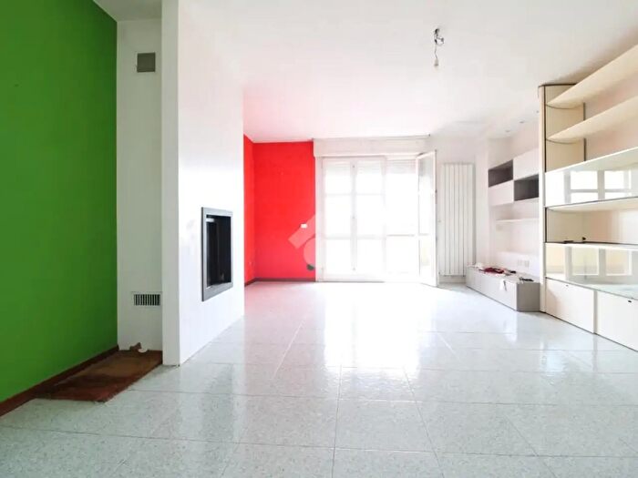 Appartamento con 5 locali in affitto in Viale G Matteotti, Sassuolo