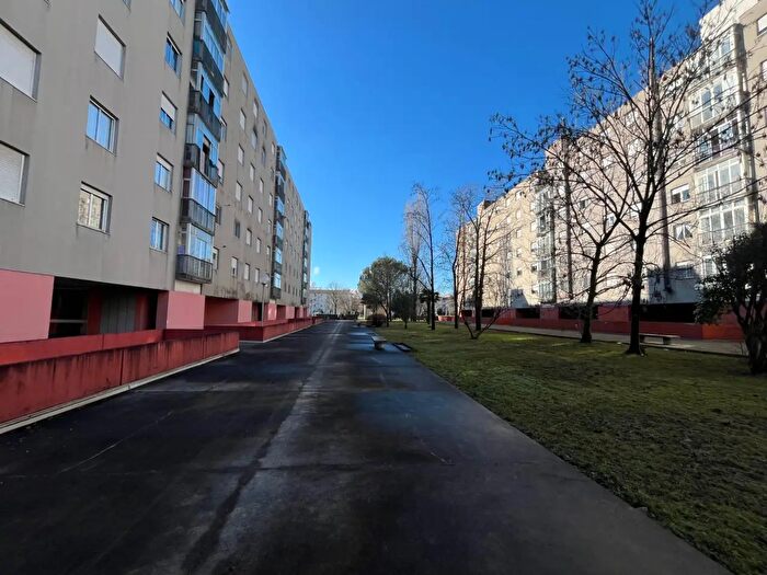 Appartamento con 5 locali in vendita in Via Mantova, Udine