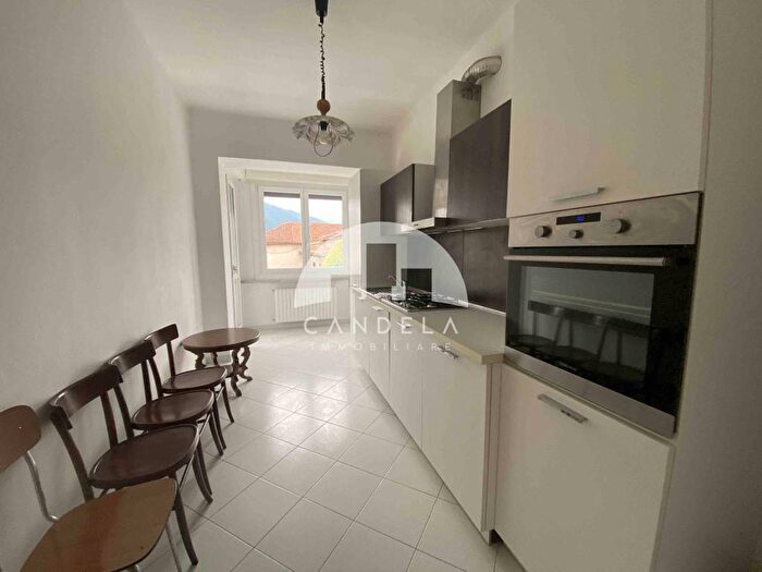 Appartamento quadrilocale in affitto in Largo Annunziata, Centro, Villanova Mondovì