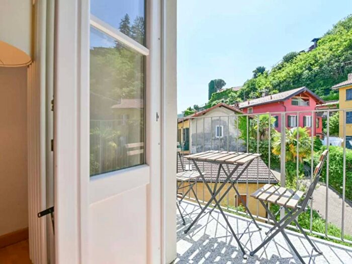 Appartamento trilocale in affitto in Via Alessandro Volta, Cernobbio