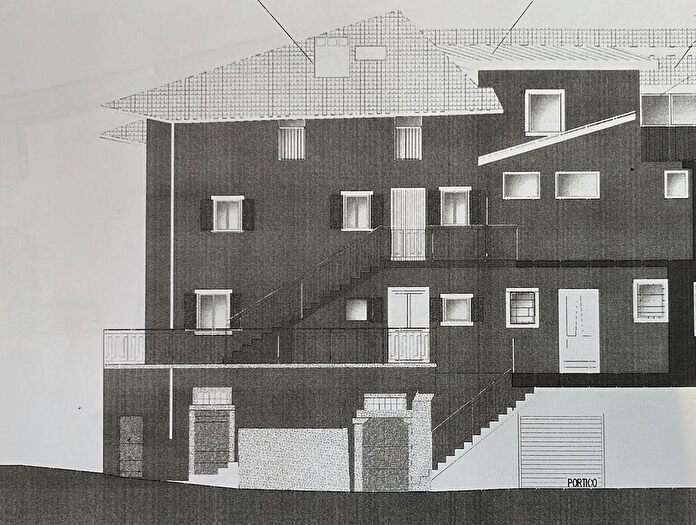 Appartamento quadrilocale in vendita in Via alla Veduta, Trento