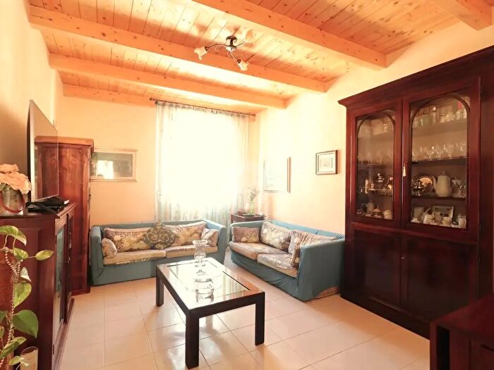 Appartamento trilocale in vendita in Via Ennio Porrino, Alghero