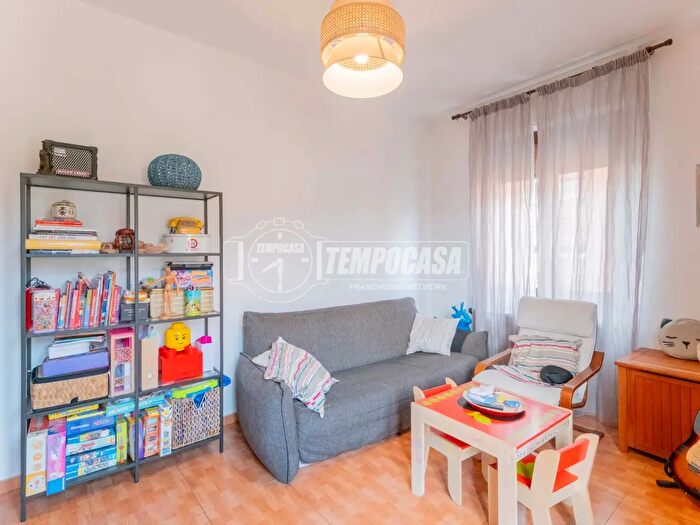 Appartamento trilocale in vendita in Via Carlotta Marchionni, Milano