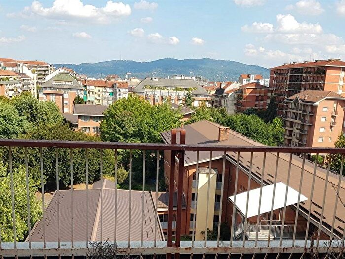 Appartamento trilocale in affitto in Via Cardinal Fossati, Pozzo Strada, Torino