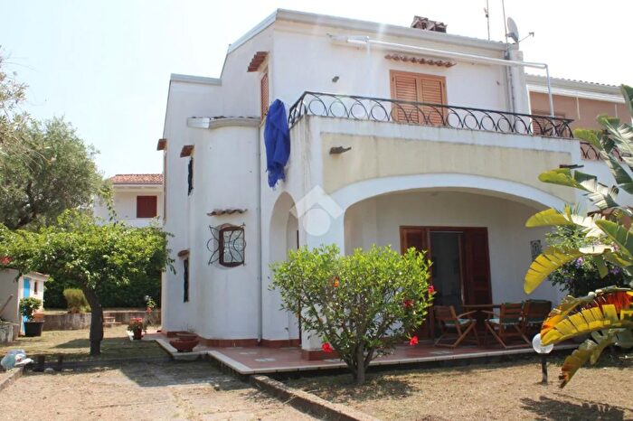 Casa con 5 locali in vendita in Via Tredoliche, Diamante