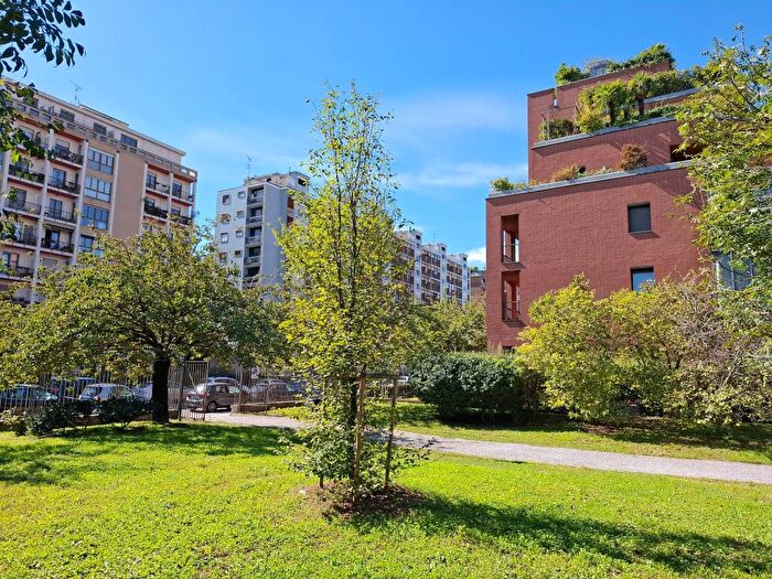 Casa trilocale in affitto in Via Savona, Solari, Milano