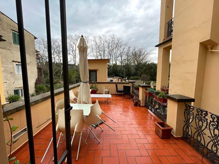 Appartamento quadrilocale in affitto in Via Romana, Santo Spirito, Firenze