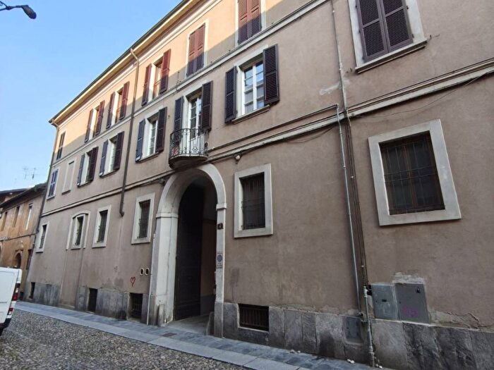Appartamento bilocale in vendita in Via Alboino, Centro Storico, Pavia