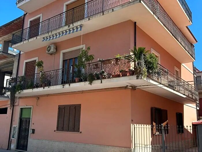 Appartamento trilocale in vendita in Via Giovanni Verga, Terme Vigliatore