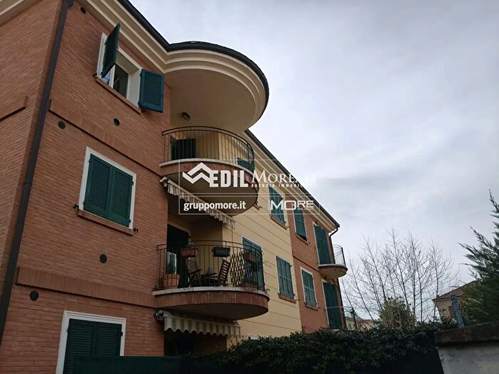 Appartamento quadrilocale in vendita in Via Araldi, Modena