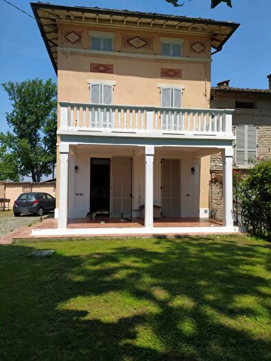Casa quadrilocale in vendita in Frazione Casalfoschino N, Sissa Trecasali