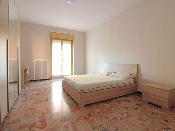 Appartamento quadrilocale in affitto in Via Umberto Olevano, Città Giardino, Pavia