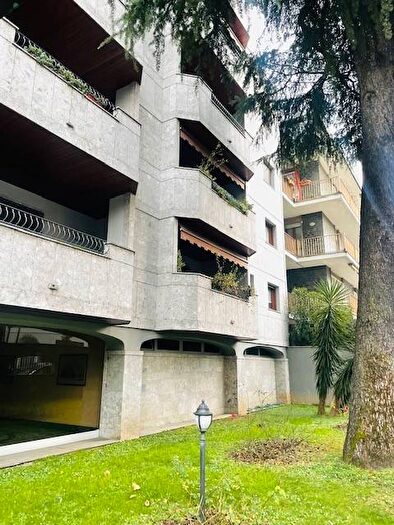 Appartamento quadrilocale in affitto in Via Pietro Bembo, Affori, Milano