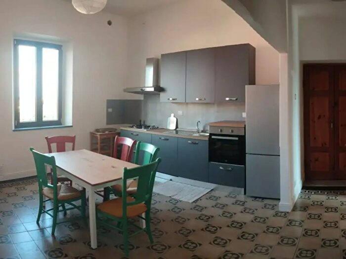 Appartamento con 5 locali in affitto in Casciana Terme Lari